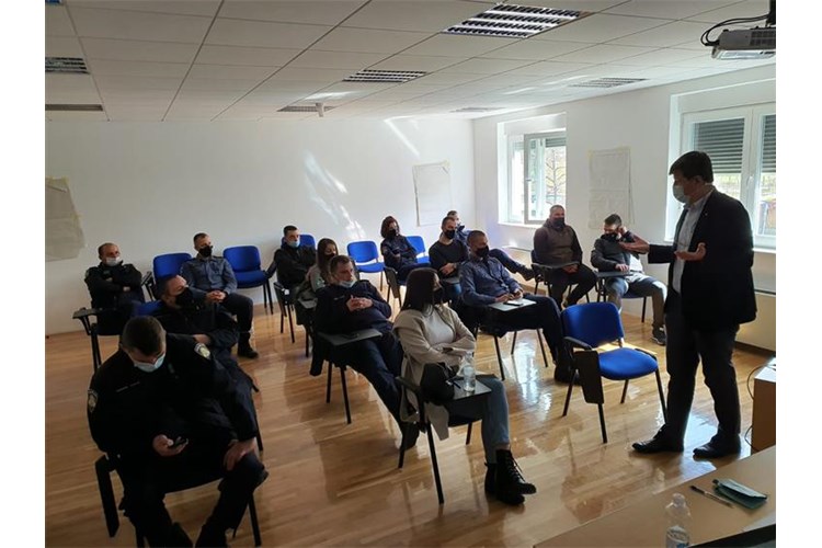 Slika Obuka temeljna prava Donji Lapac